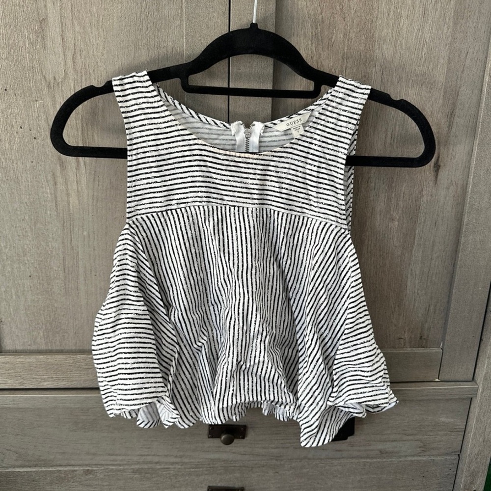 Guess Top